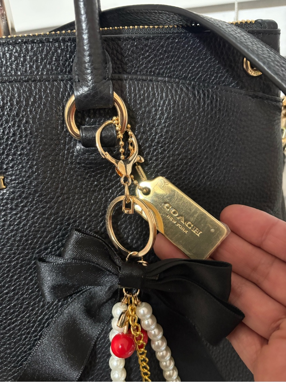 Coach Mia Satchel with matching Wristlet - Picture 3 of 10